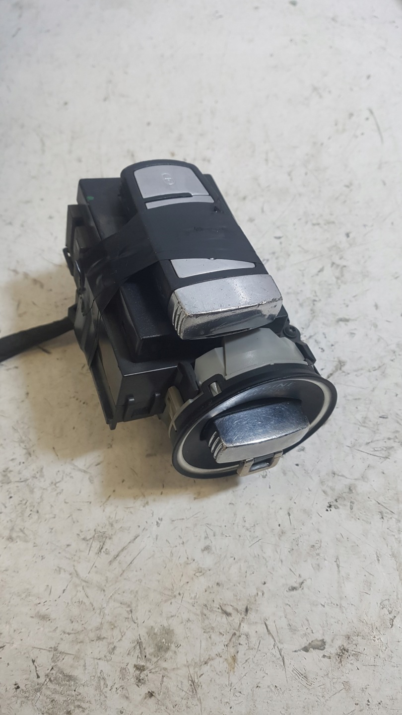 ignition Z KLUCZYKIEM VOLKSWAGEN PASSAT B6 3C0905843Q