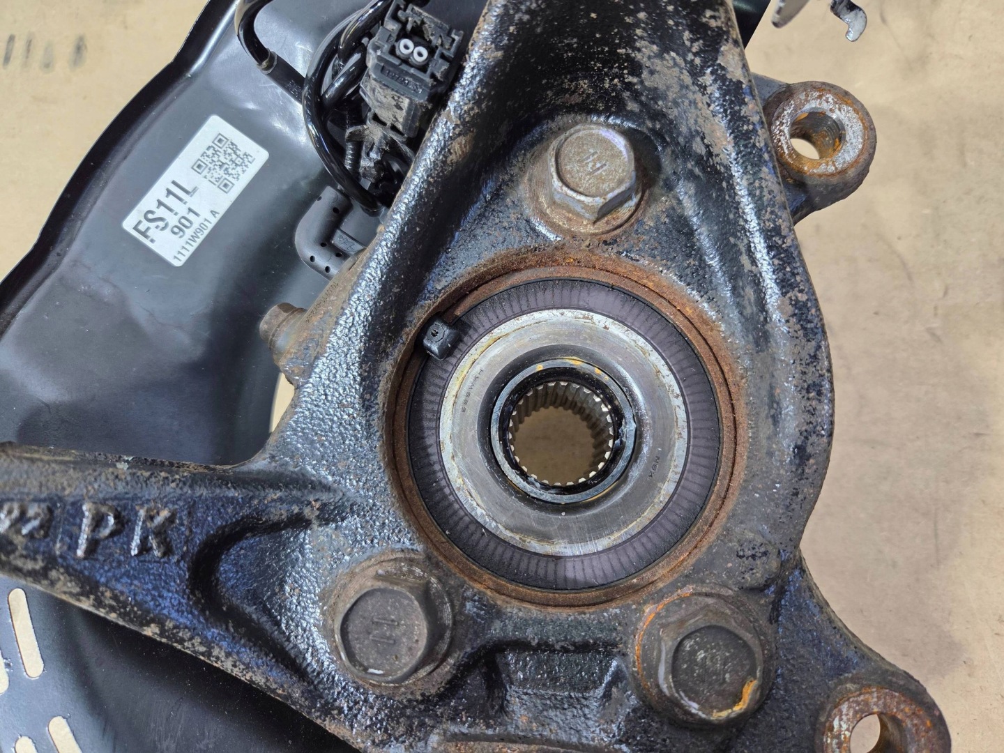 Toyota Yaris IV XP21 1,0 swing front left (Z789)