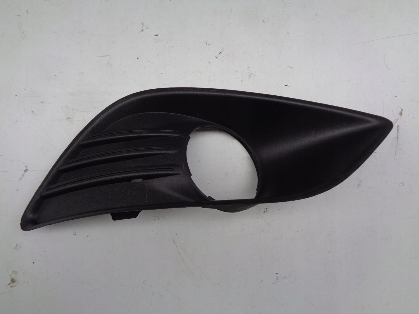 LÜFTUNGSGITTER DER STOSSSTANGE RECHTS FORD FOCUS MK2 08-11 LIFT