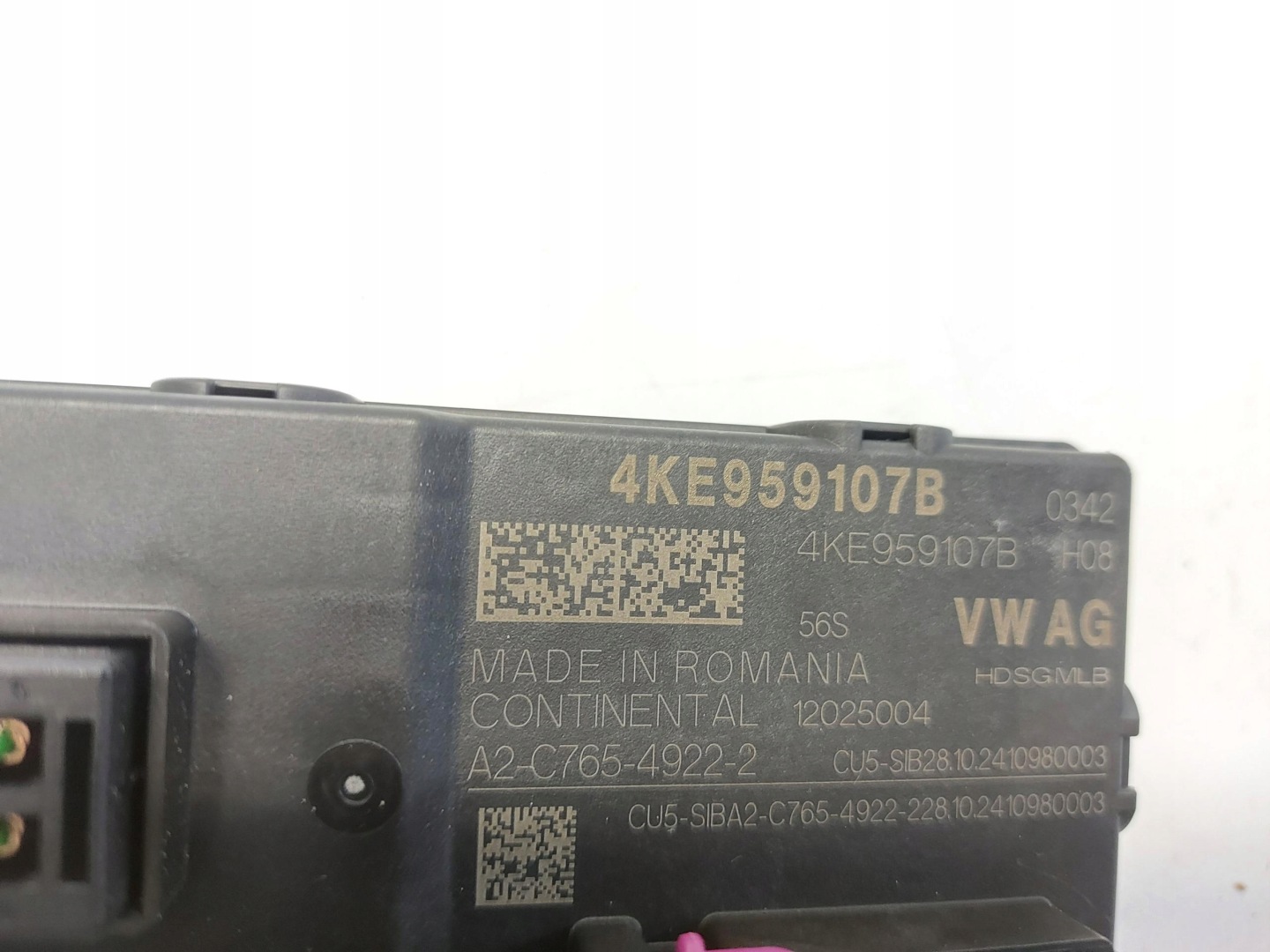 Ford Explorer VII R2KB module control unit bonnet boot 4KE959107B