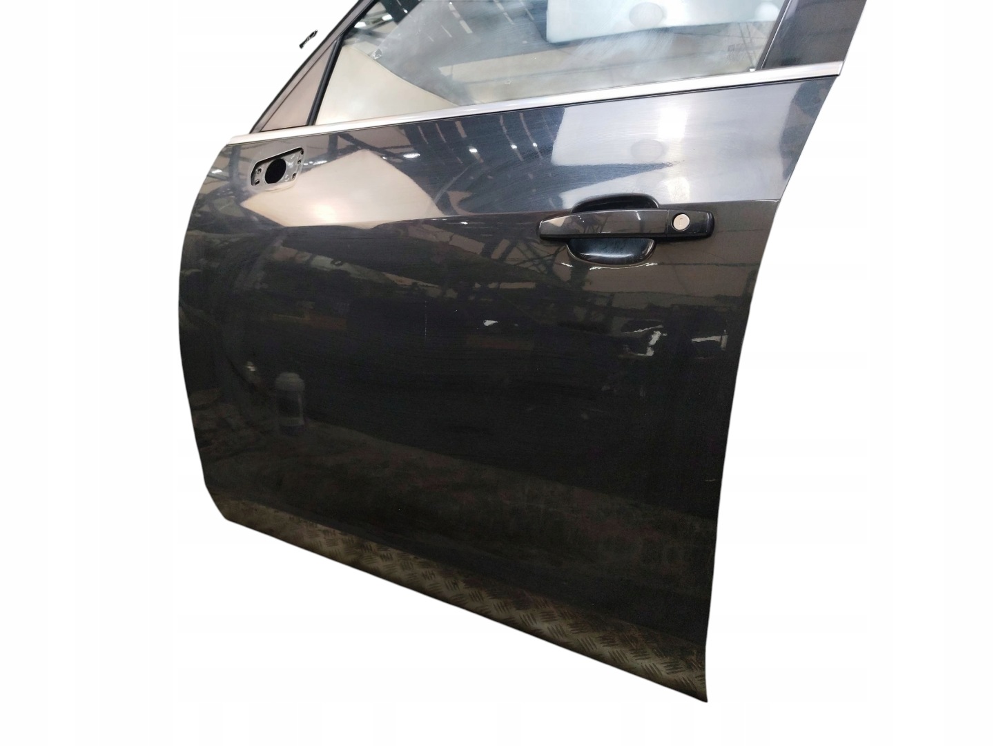 door left front OPEL ZAFIRA C LAK: 22C (12-16)
