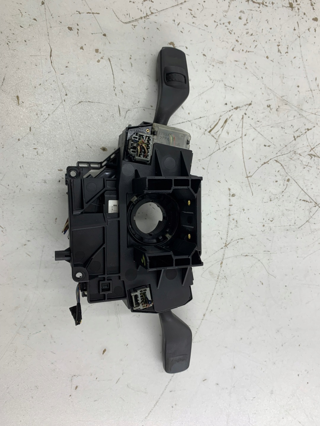 FORD FOCUS MK2 commande levier commodo sous volant 4M5T14A664AB