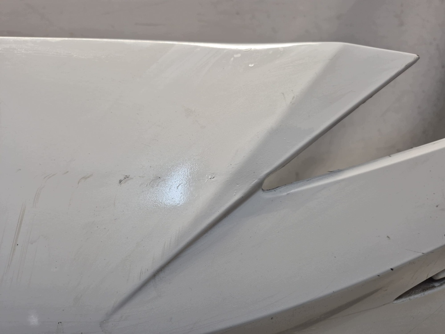 MG 4 MG4 IV EV MULAN 22- bumper front front P11183302