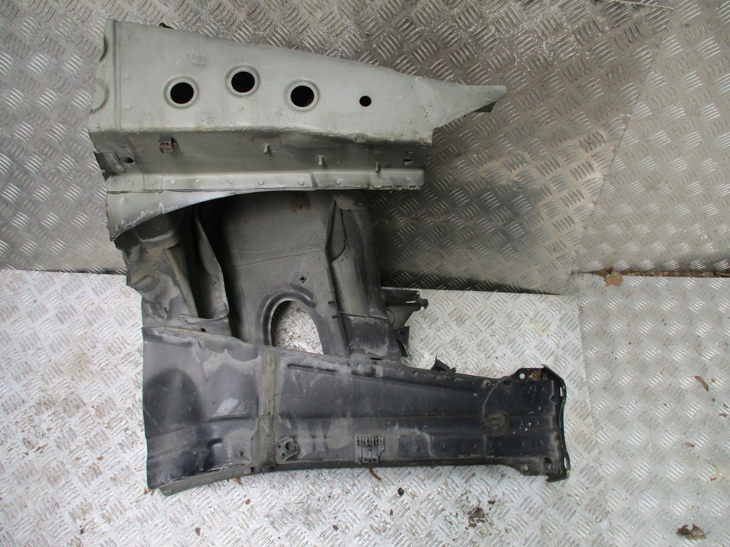 LÄNGSTRÄGER MERCEDES ML 164 ML164 RECHTS