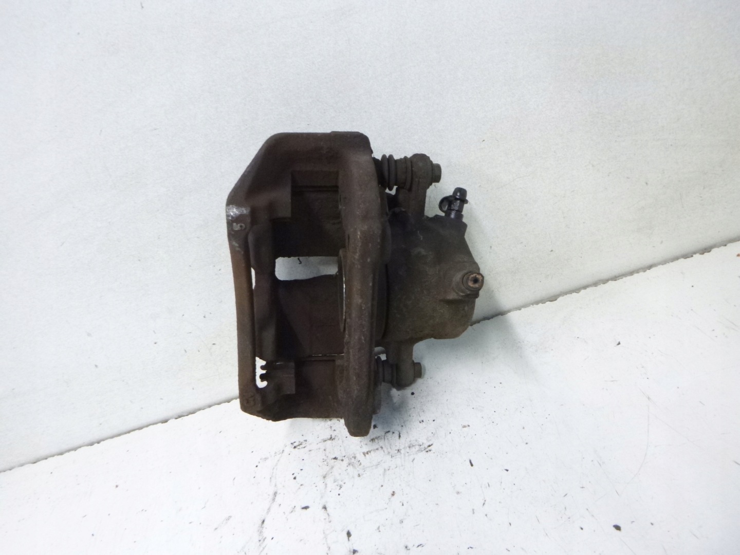 caliper brake front right MERCEDES W203 2.0 02r. sedan