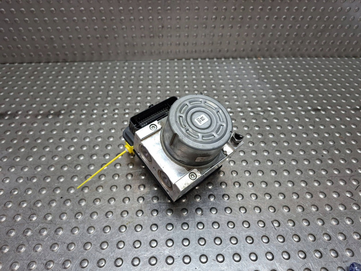 pump control unit ABS J9C3-14F447-AD 28. 5154-6344.3 JAGUAR E-PACE X540