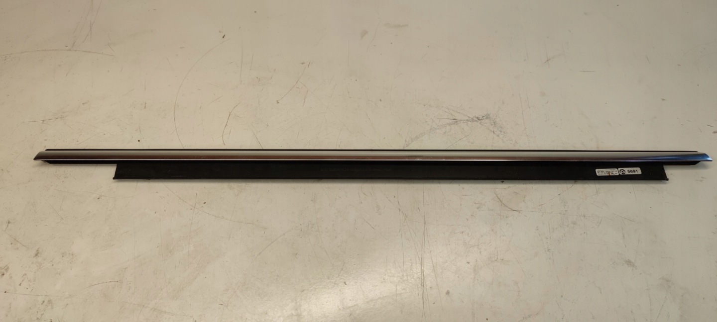 moulding CHROM door left rear part AUDI A7 4G8853763B