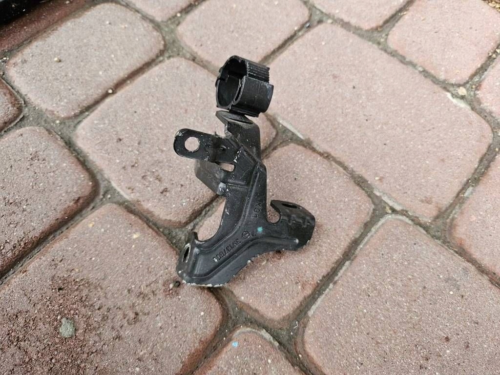 bracket holder engine mount 1.5D 1.5CRDI LXD Opel Astra K 39137609