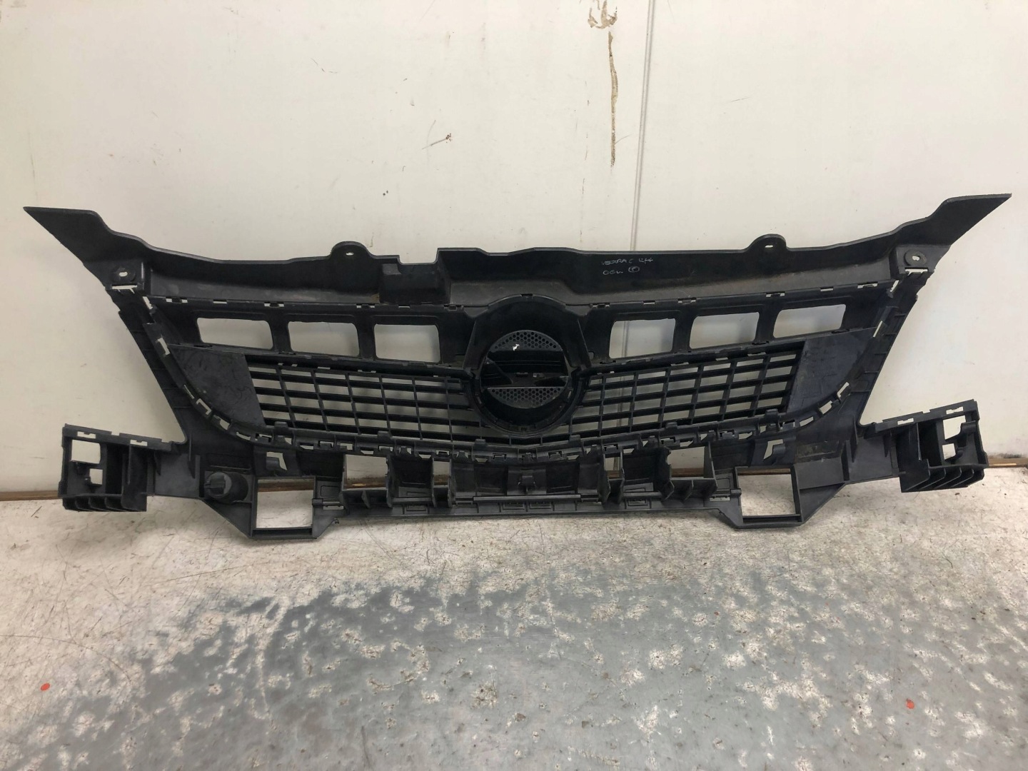 Grill Grill OPEL VECTRA C LIFT 13182876