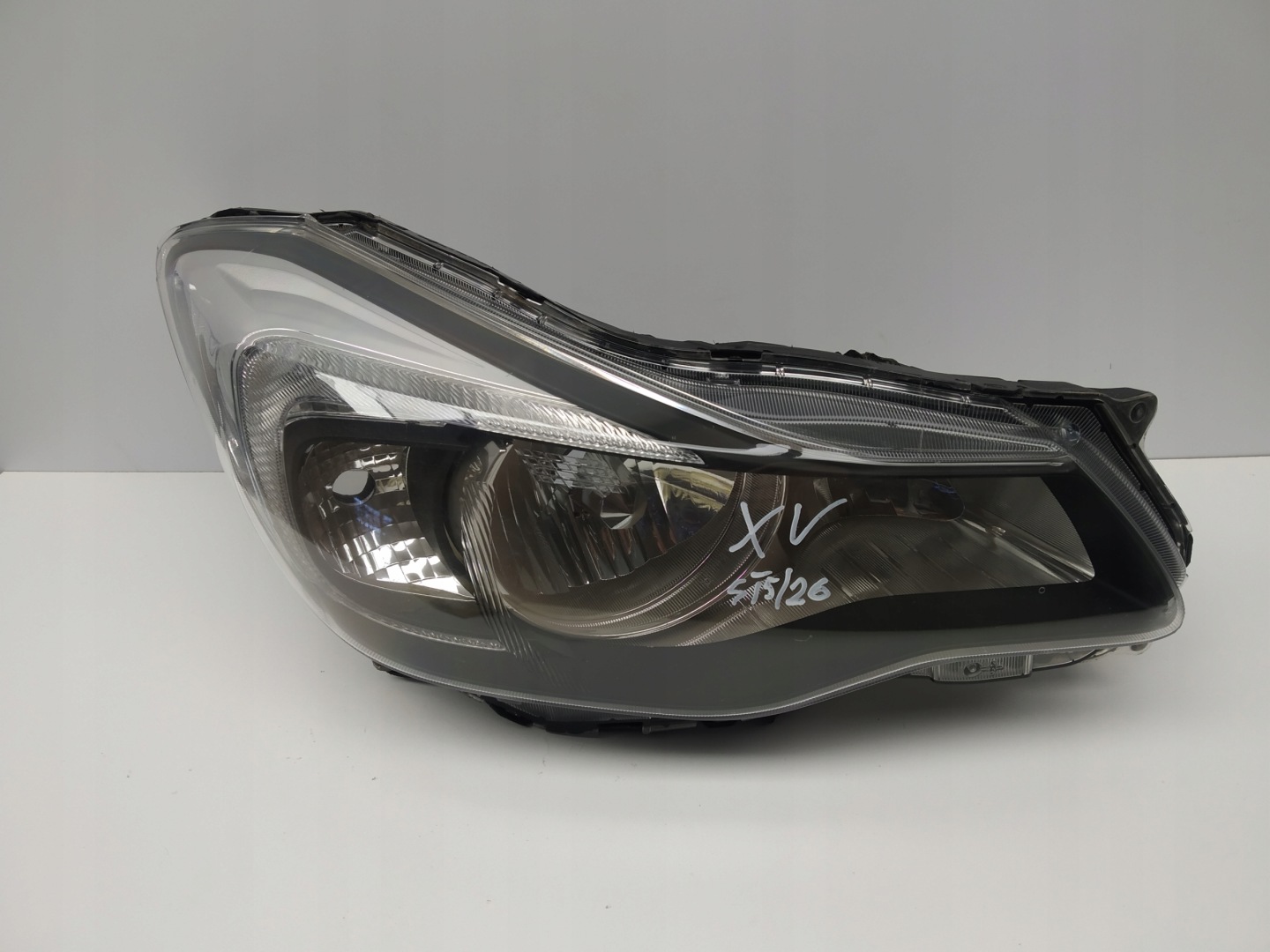 2011r + Subaru XV reflektor light front right original