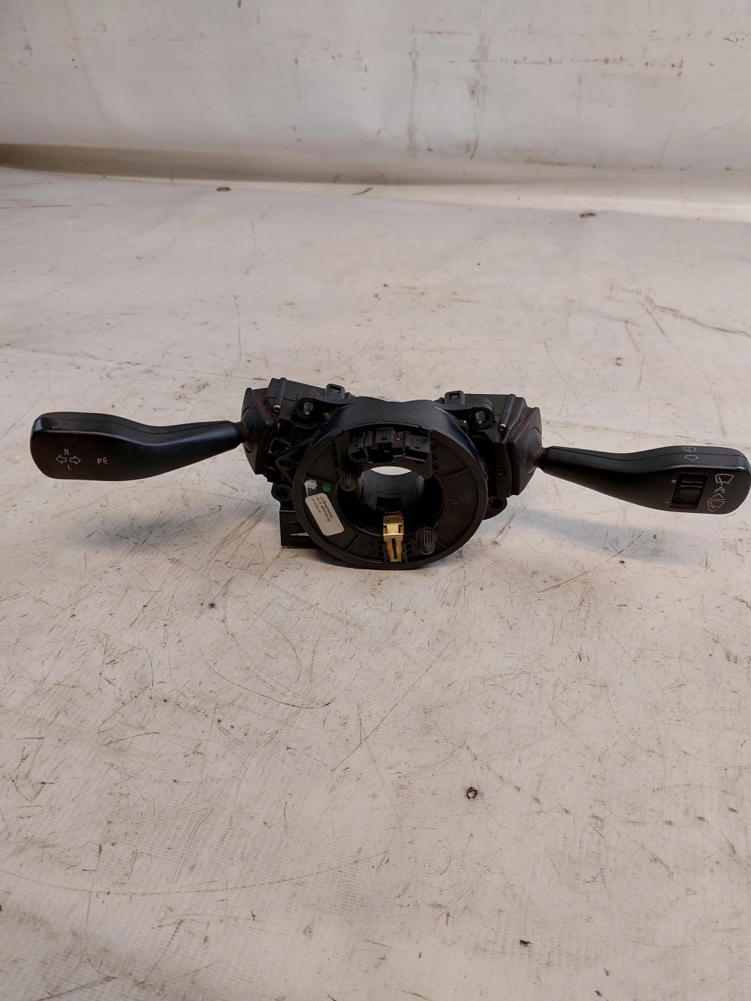 steering wheel levers and controls BMW E46