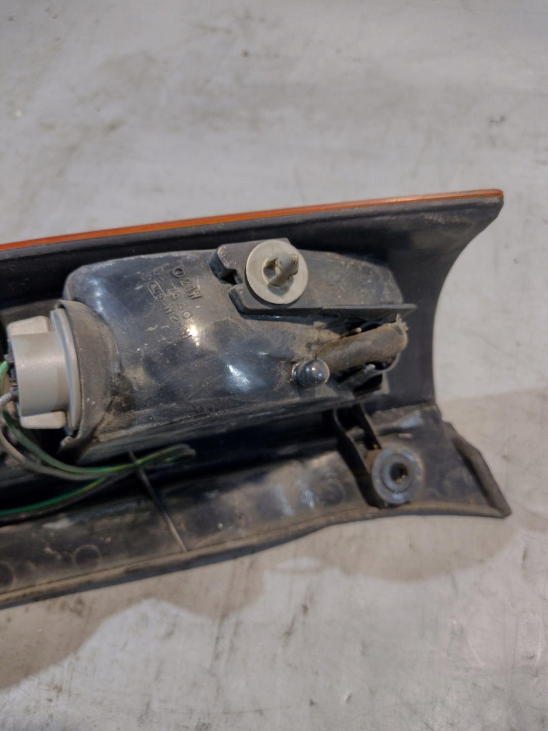 light right rear part Honda CRV and 1 lift 043-2200