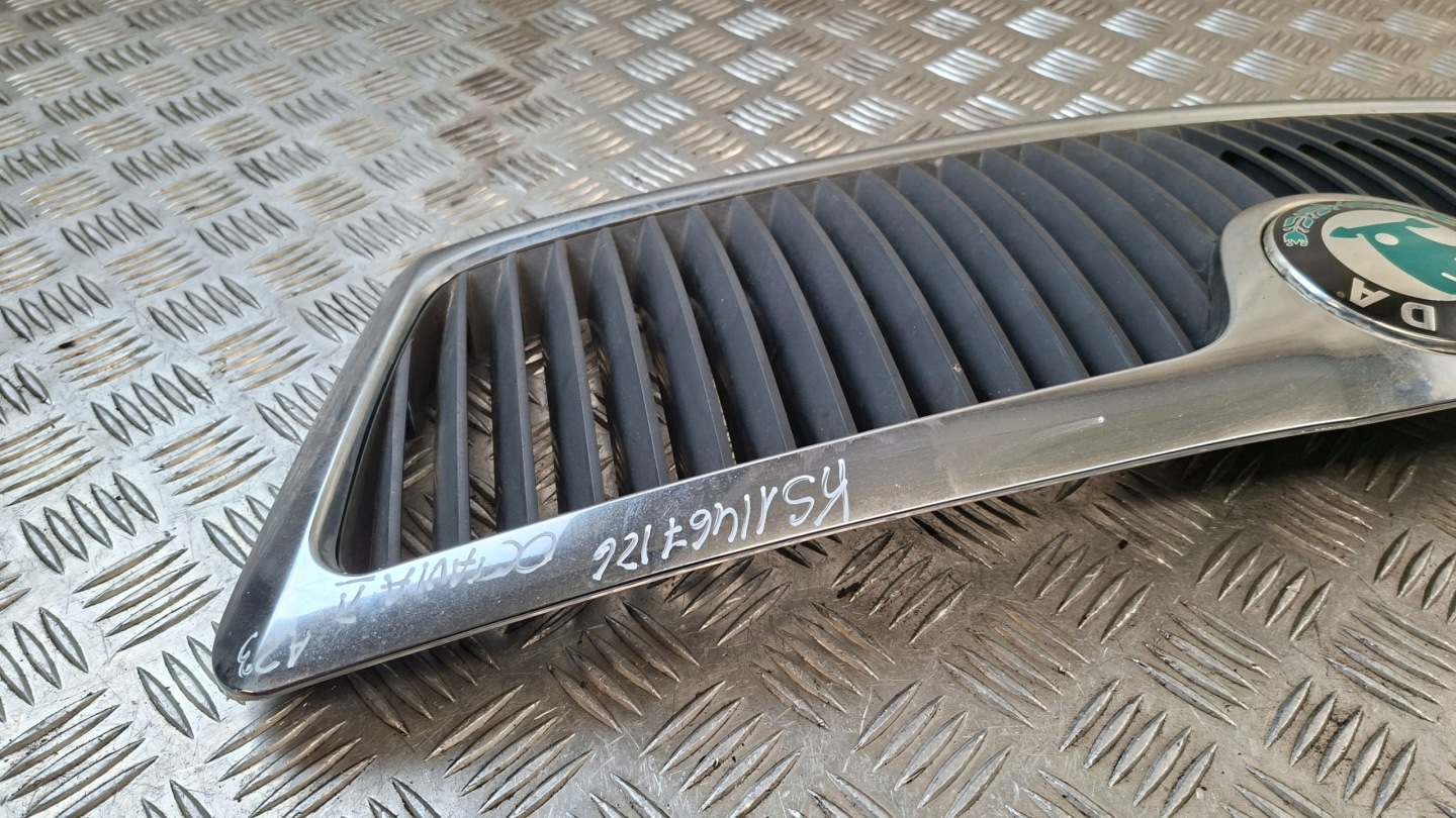 Grill Grill SKODA OCTAVIA II