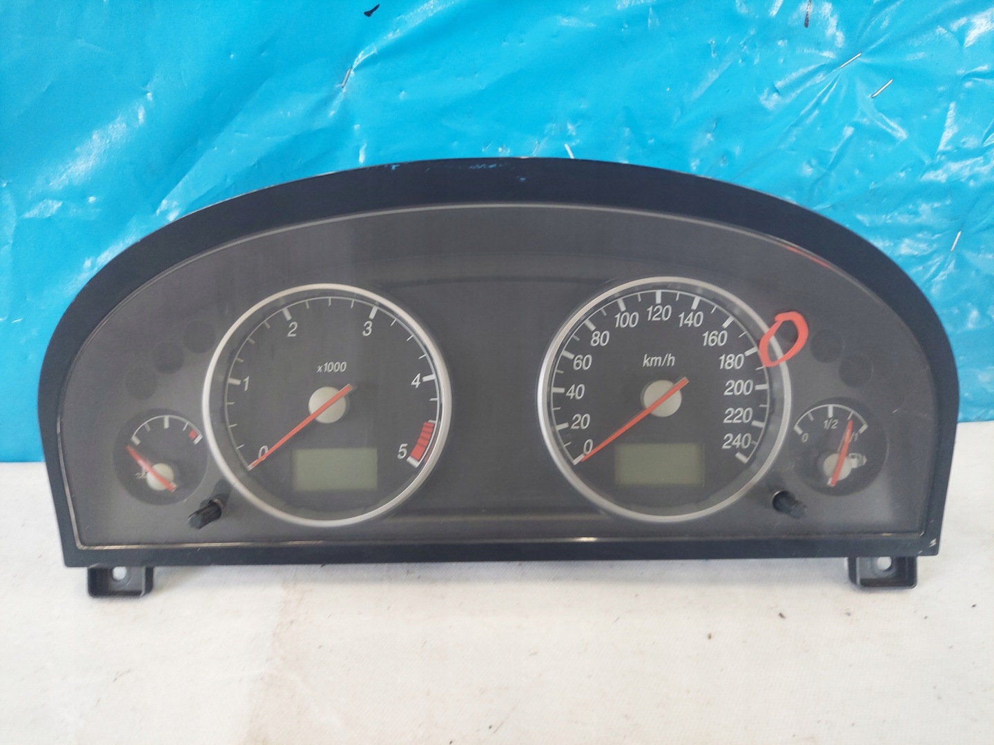dials clock FORD MONDEO III 2.0 TDDI 1S7F-10849-JE