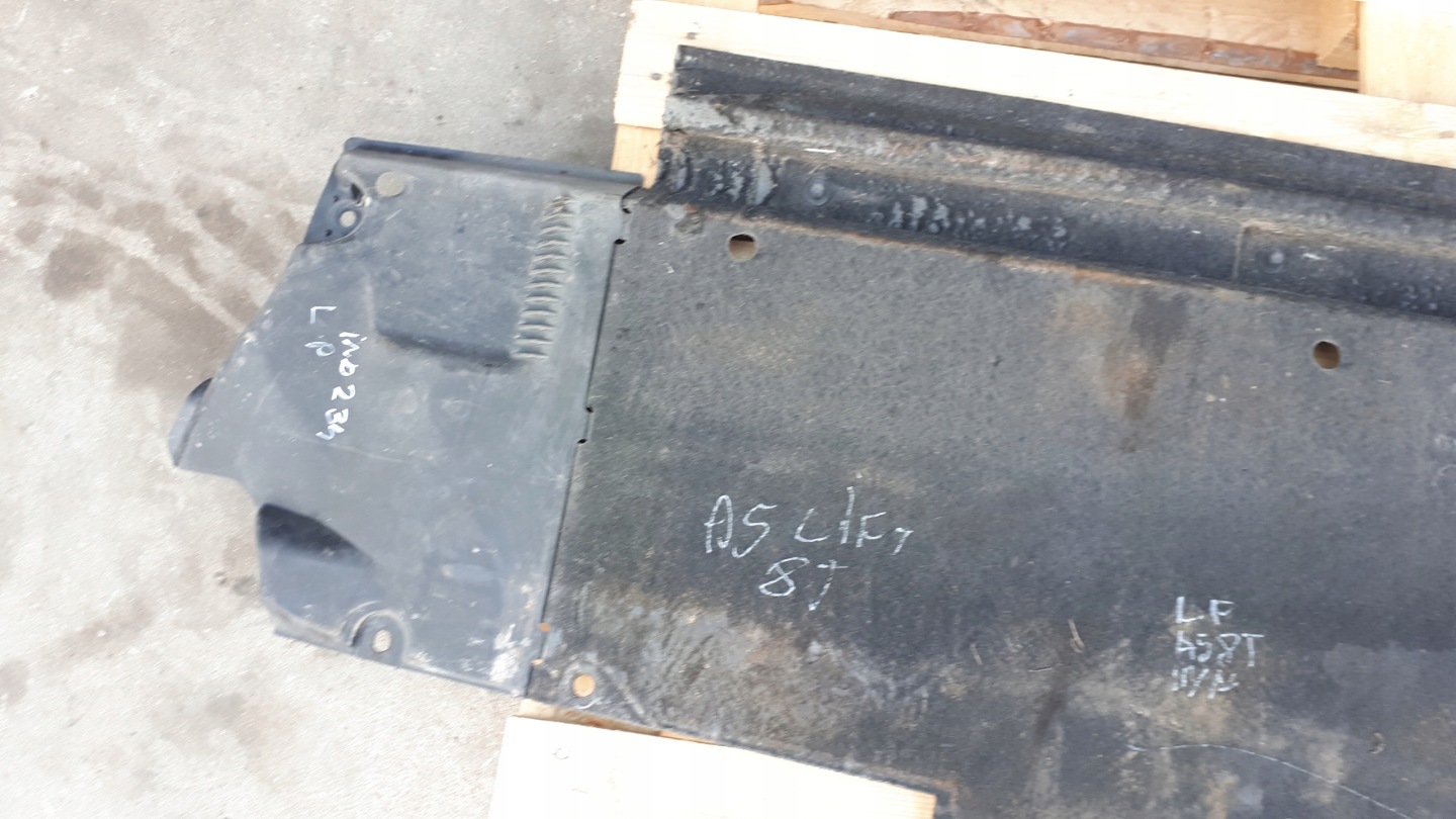 A5 8T LIFT kryt podvozku levá předek MATERIAL A4