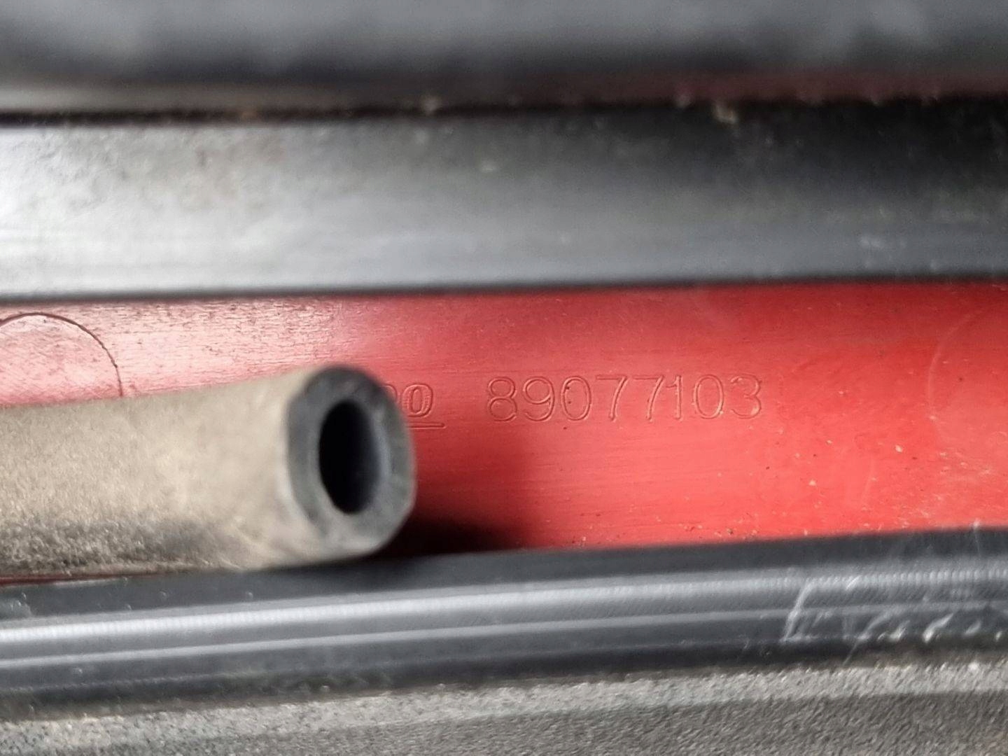 spoiler heckklappe heck Ford Fiesta 6 2009 8A61-A44210-BDW