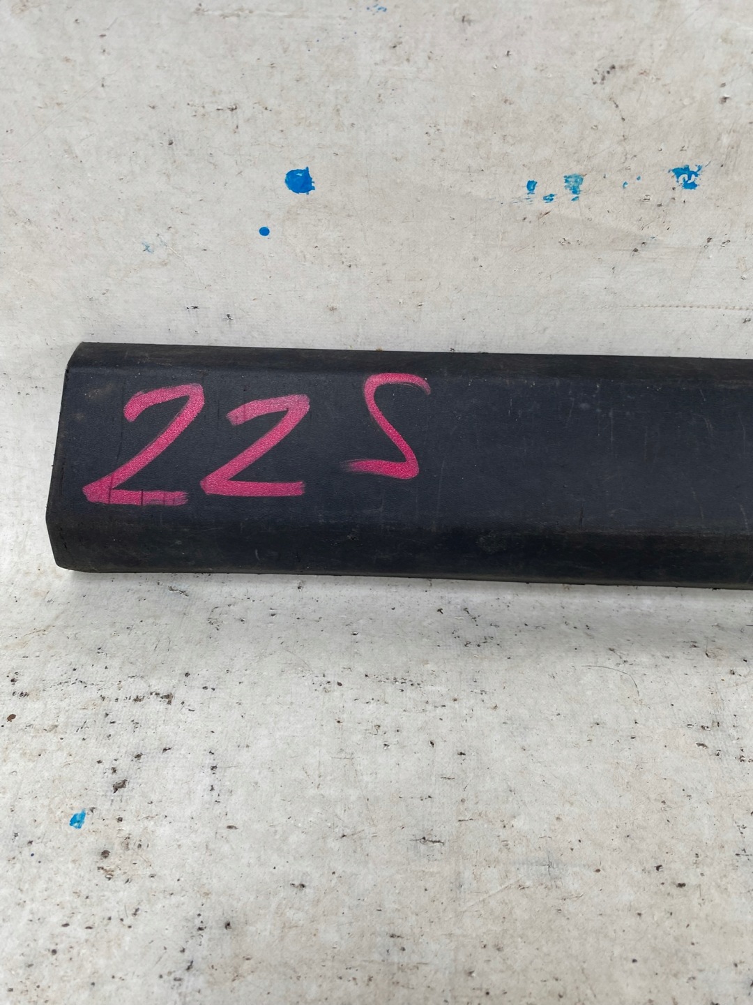VOLVO XC60 and 08- moulding door right front front 31294844