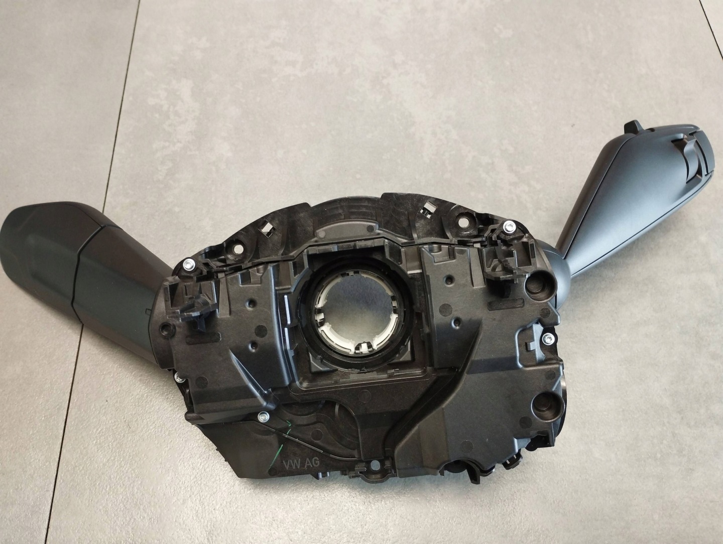 Volkswagen Tiguan 2025 DEVIO LUCI TERGICRISTALLO TERGI 1EE953507M