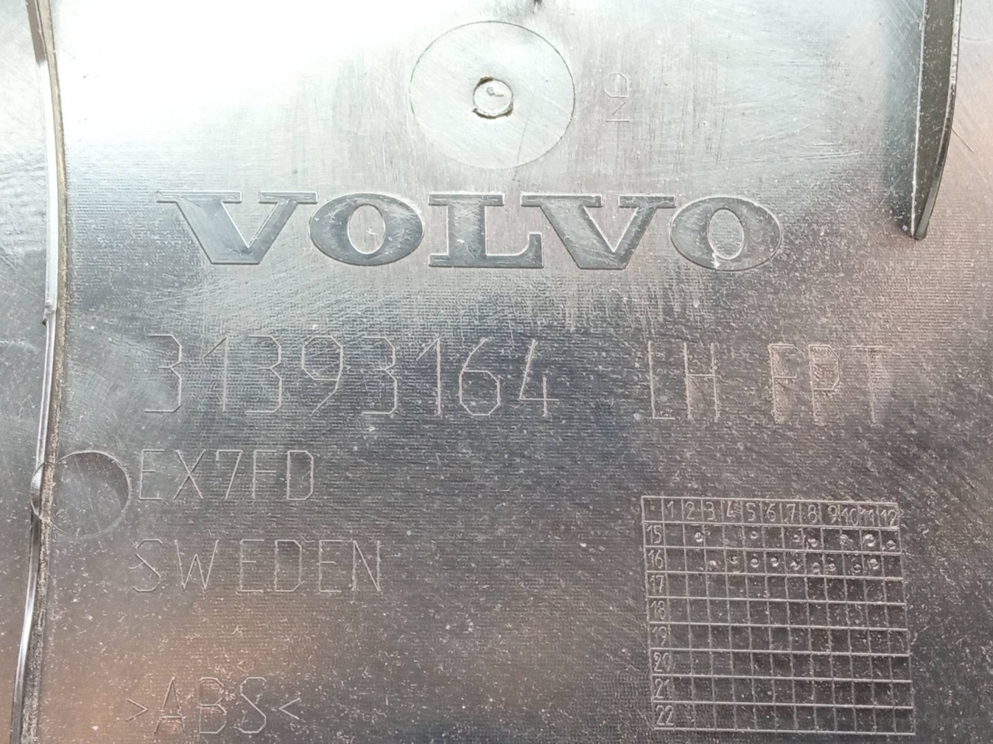 upholstery side left front driver´s Volvo S90 II (2016- )