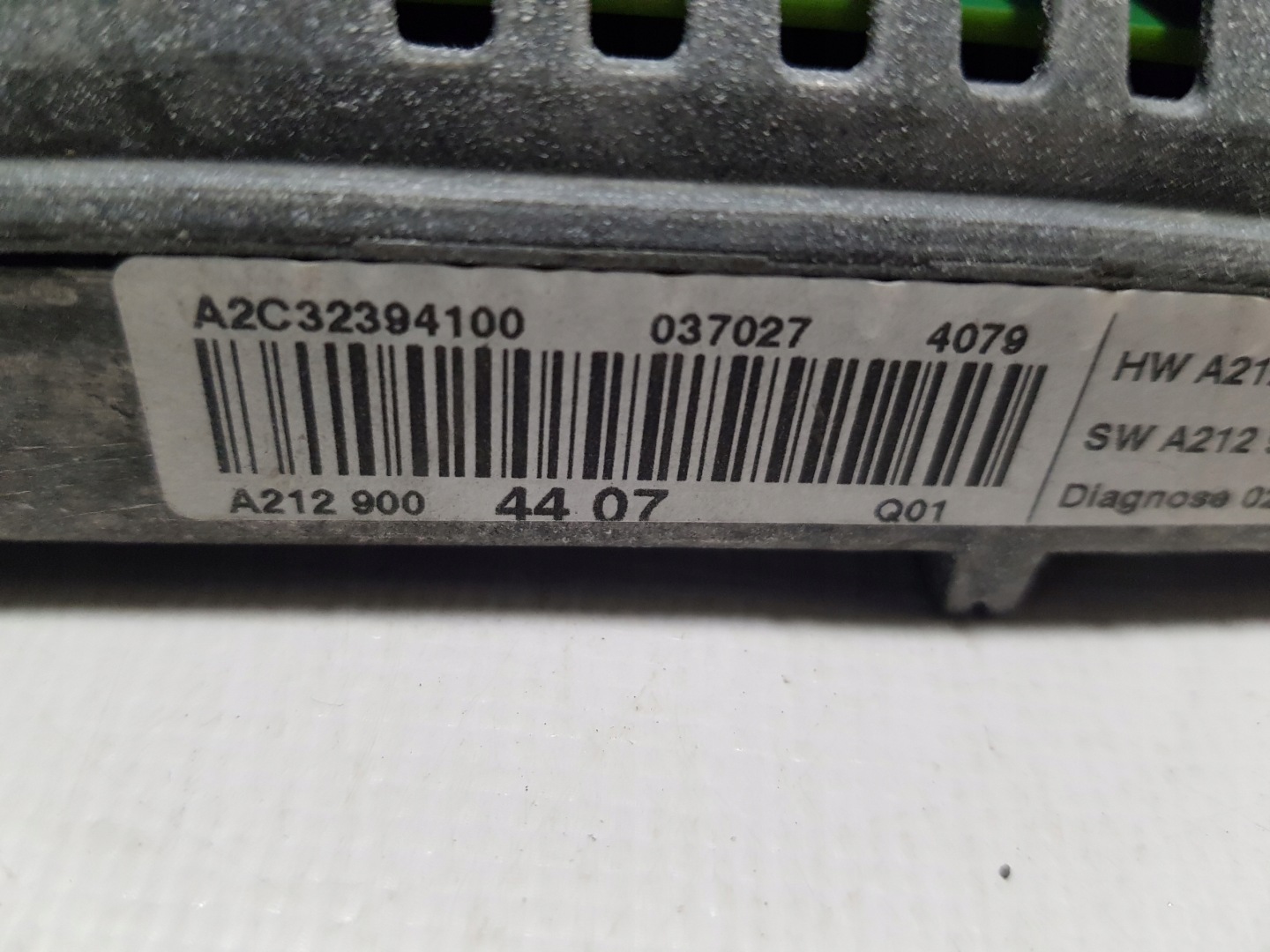 display navigation devices 2129004407 MERCEDES CLS W218 W212