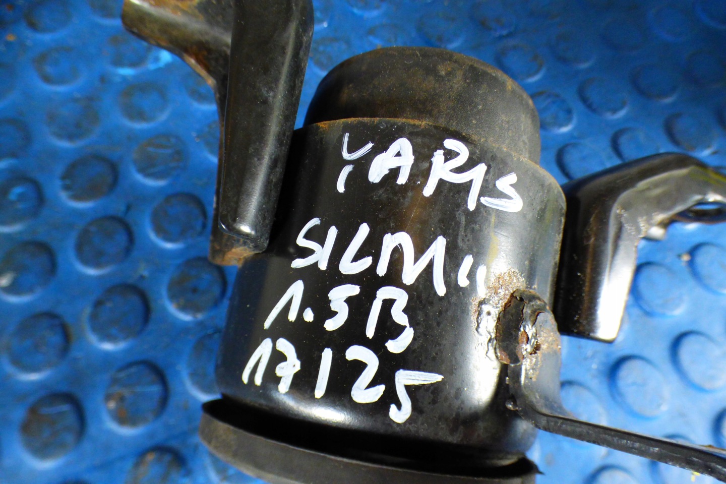 engine mount Y5 stbdb TOYOTA YARIS III 1.5 BZ