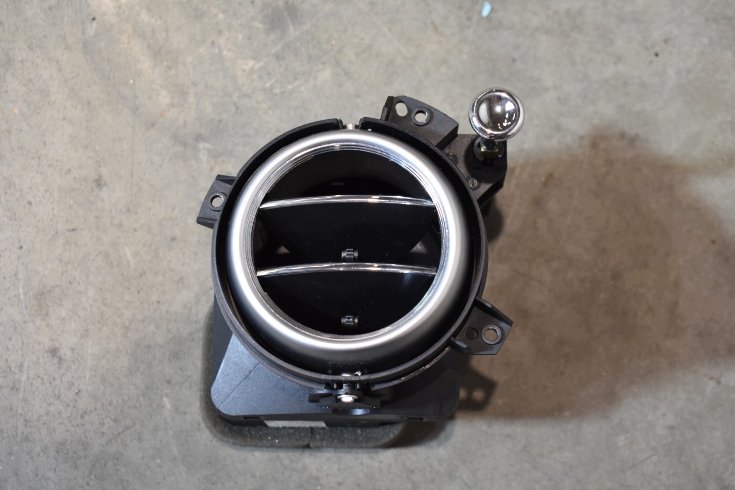 IDEALNA grid air conditioning devices left BENTLEY FLYING SPUR GTC GT 1