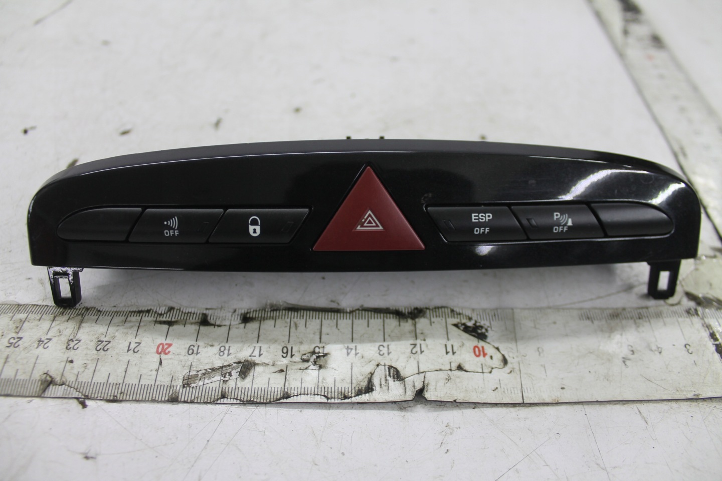 PANEL DES WARNBLICKSCHALTERS ESP PEUGEOT 308 T7 CC 11-13