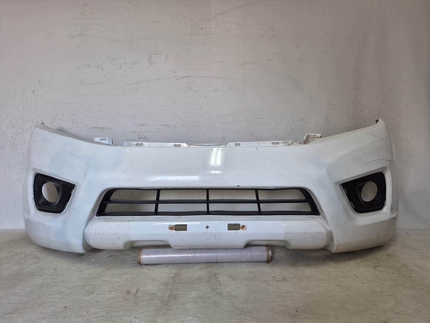 NISSAN NAVARA IV 4 14-22 nárazník předek přední