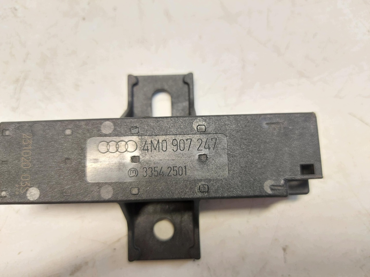 Audi Q8 E-TRON 4KE module amplifier anteny kessy keyless 4m0907247