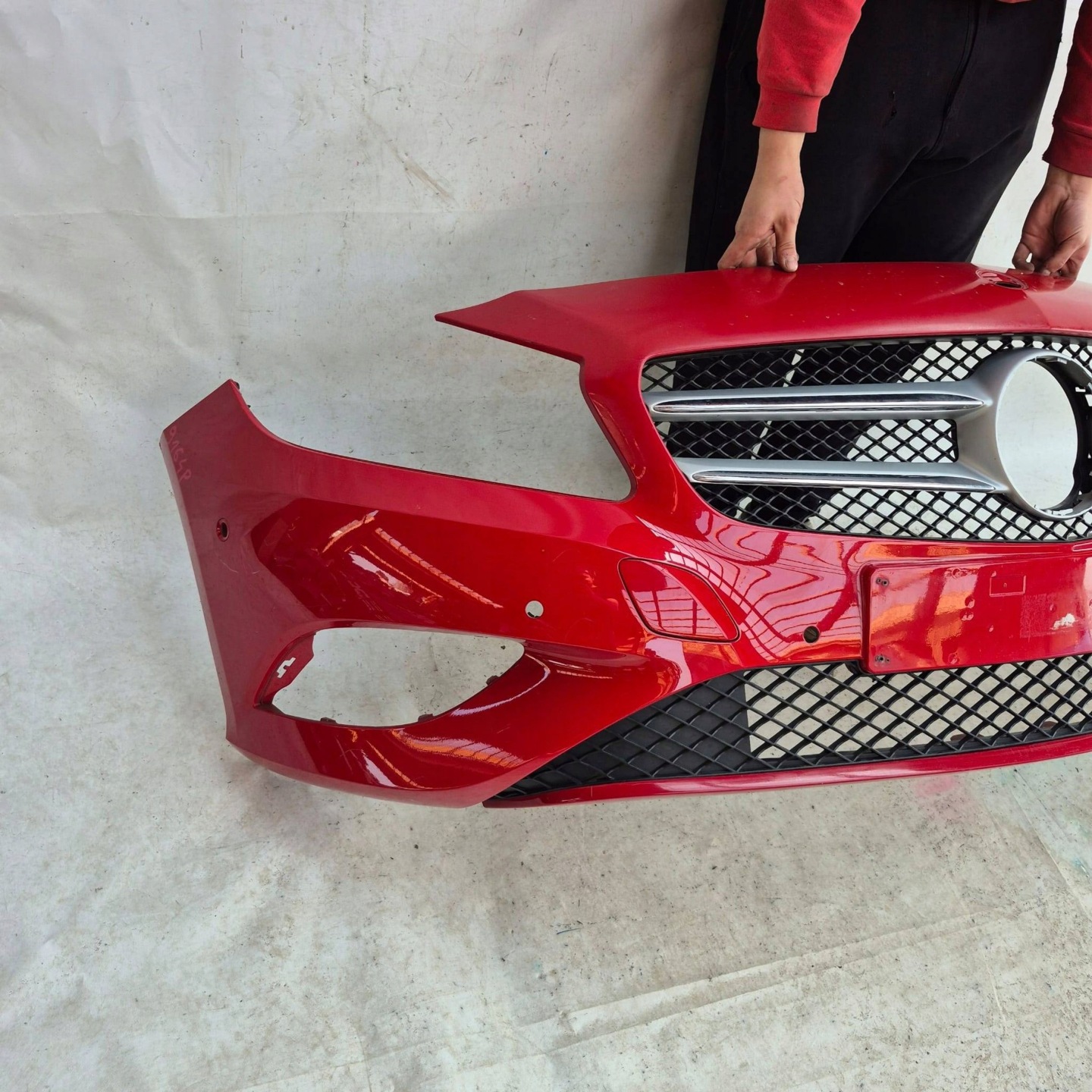 MERCEDES A KLASA W176 12- bumper front front PDC