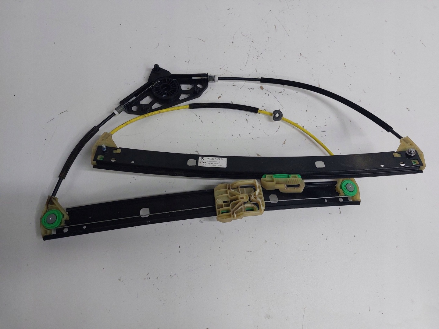 SKODA OCTAVIA III 12-20 R. window regulator front right 5E0837462B