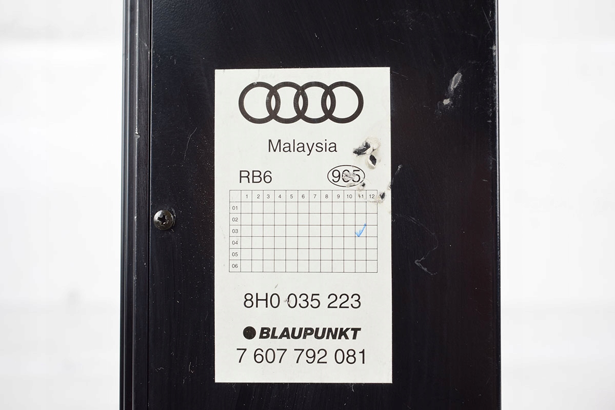 amplifier module AUDI A4 B7 8H0035223D