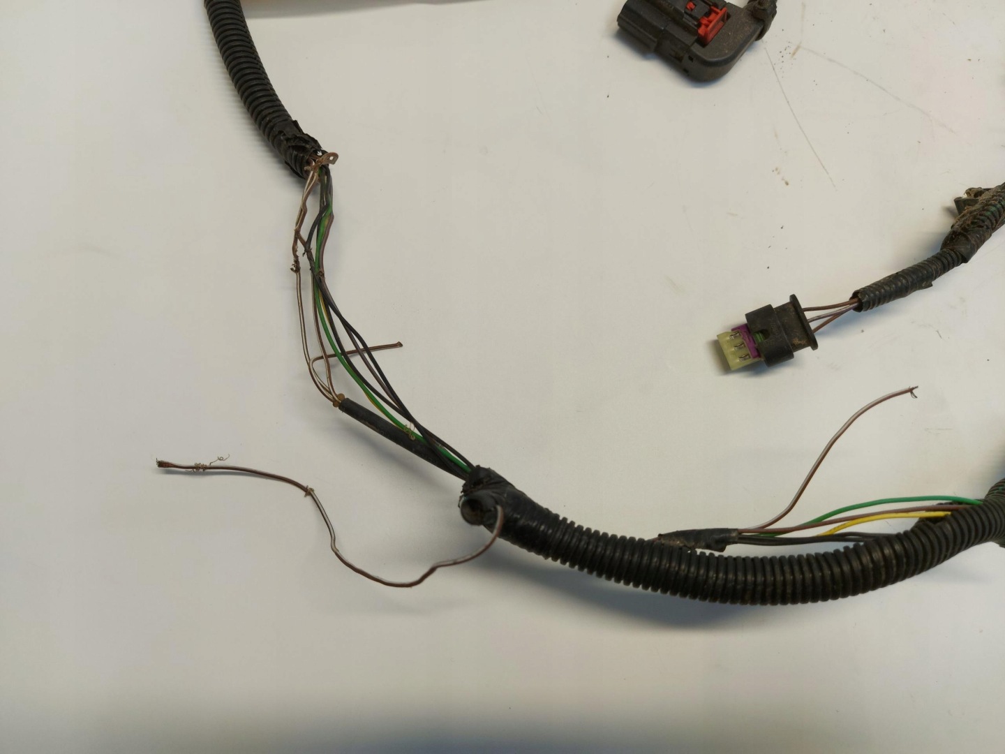 VOLVO XC40 LIFT bundle wiring 32301820AA