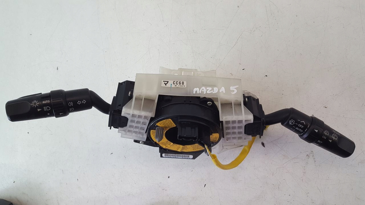 steering wheel levers and controls Mazda 5 2,0 CITD