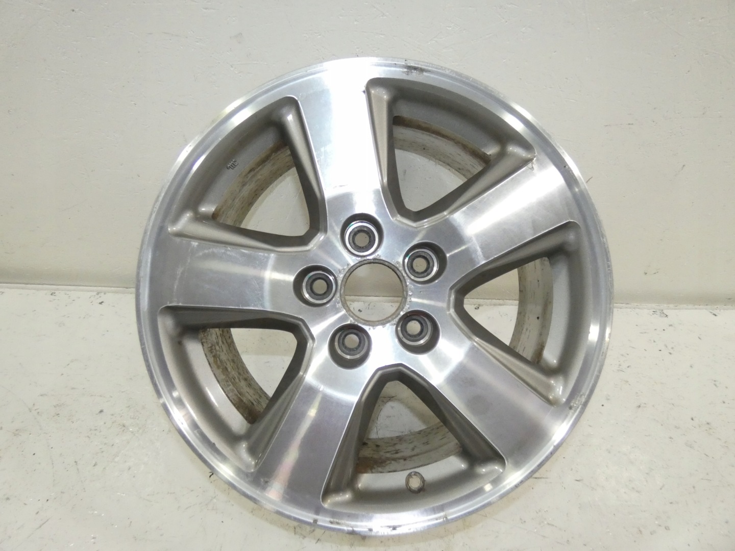 Honda cerchio di alluminio 17 SZA775E