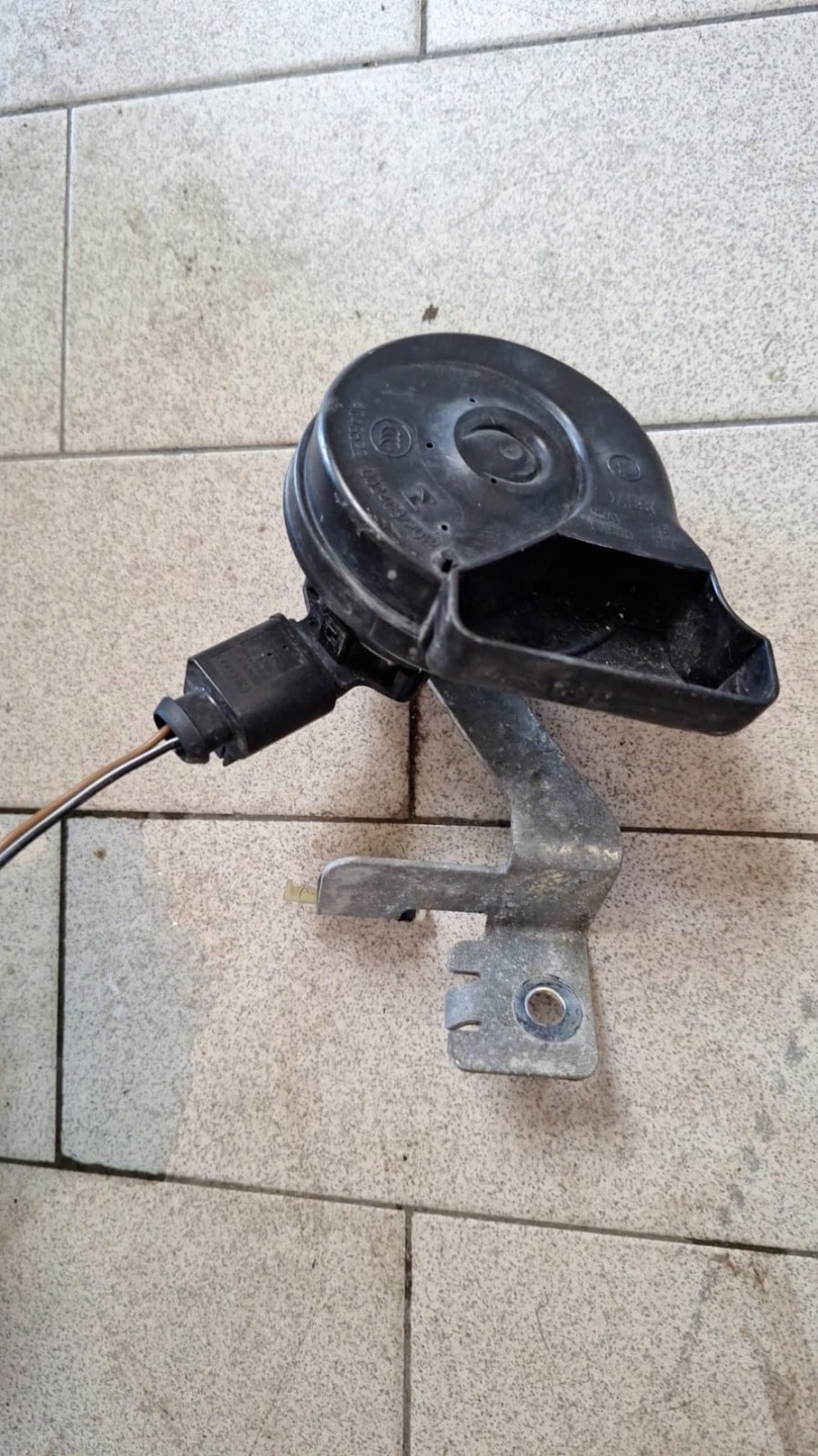SYGNAL KLAKSON KPL SHARAN II 7N0951182C 7N0951182B