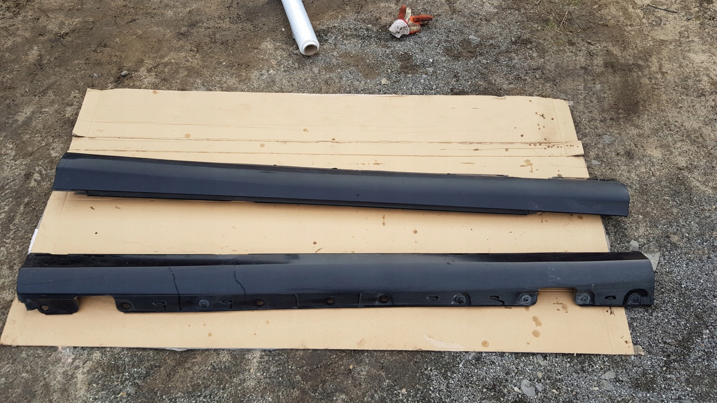 MERCEDES W203 moulding threshold left right black 197