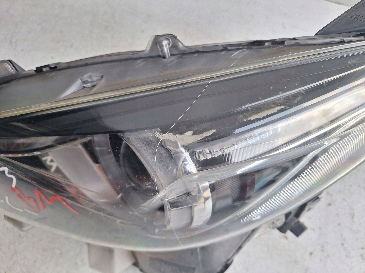 MAZDA 3 II BM 13-16 light left XENON UK-right hand drive BHT6-51-040