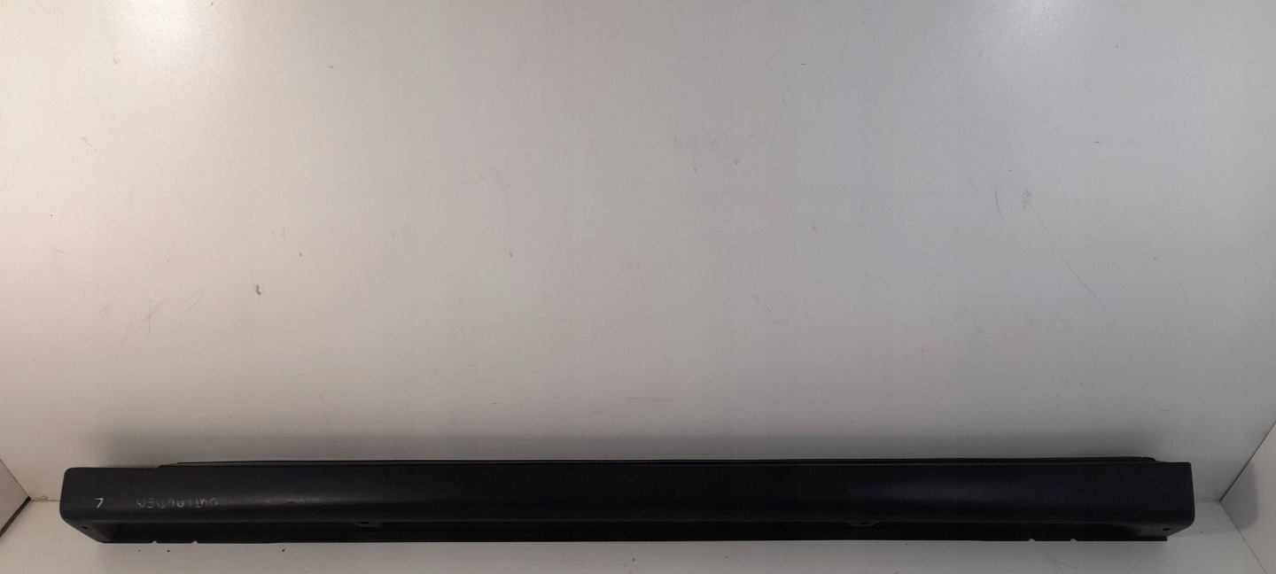 Mitsubishi Outlander III moulding threshold left 6512A421 (LS68)