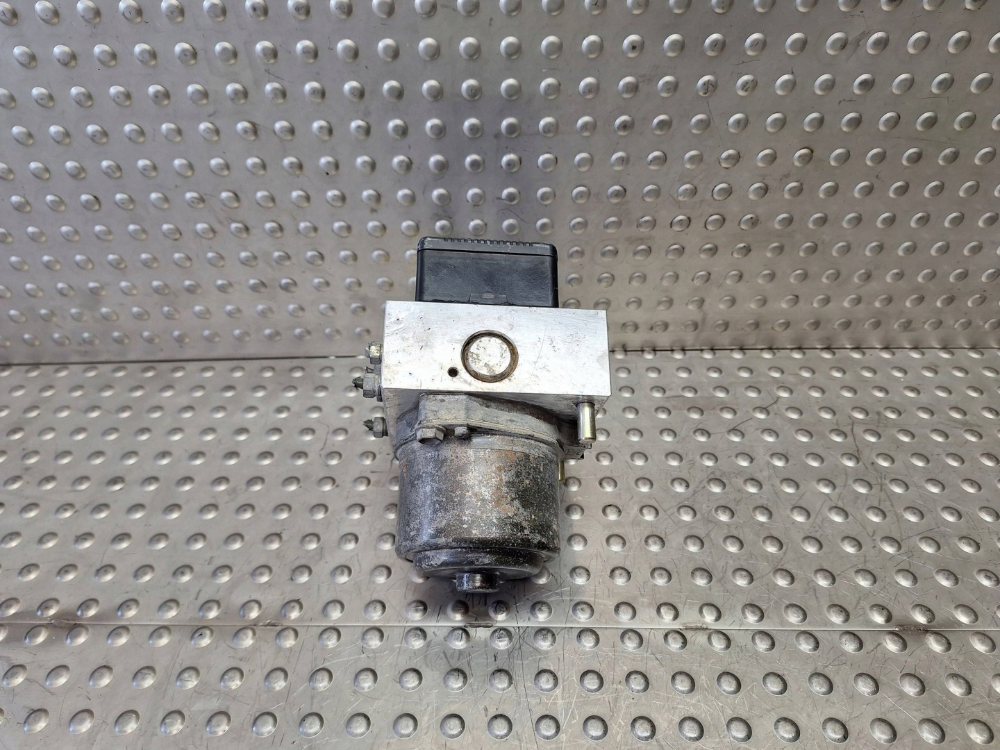 pump control unit ABS 44510-35090 TOYOTA 4RUNNER HILUX