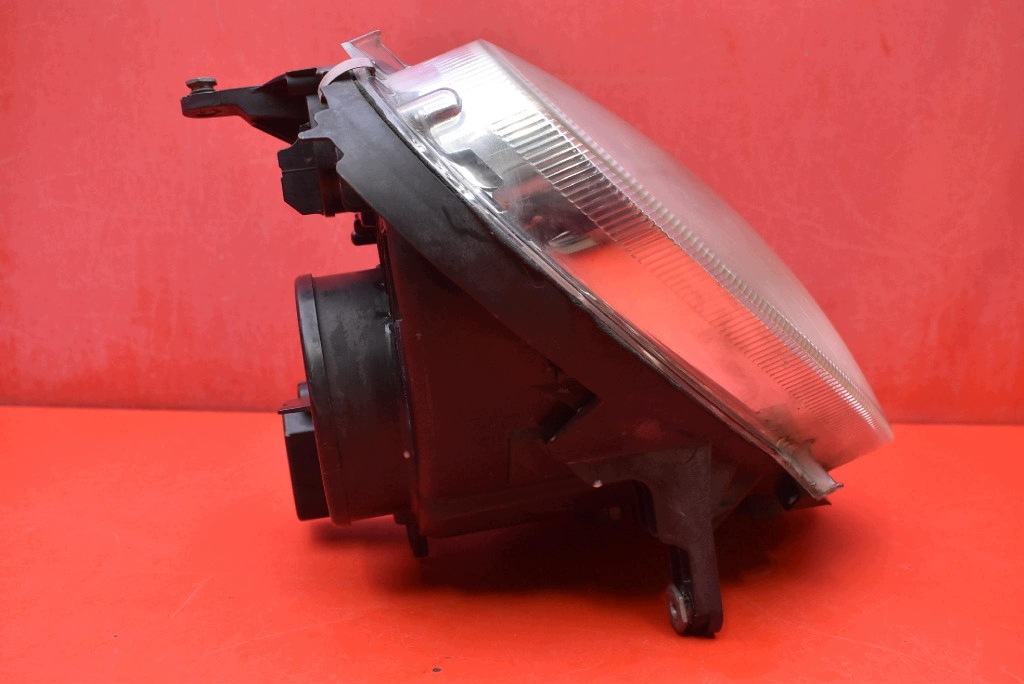 REFLEKTOR right light front lens EU 162592-00 MERCEDES E-KLASA W211 06