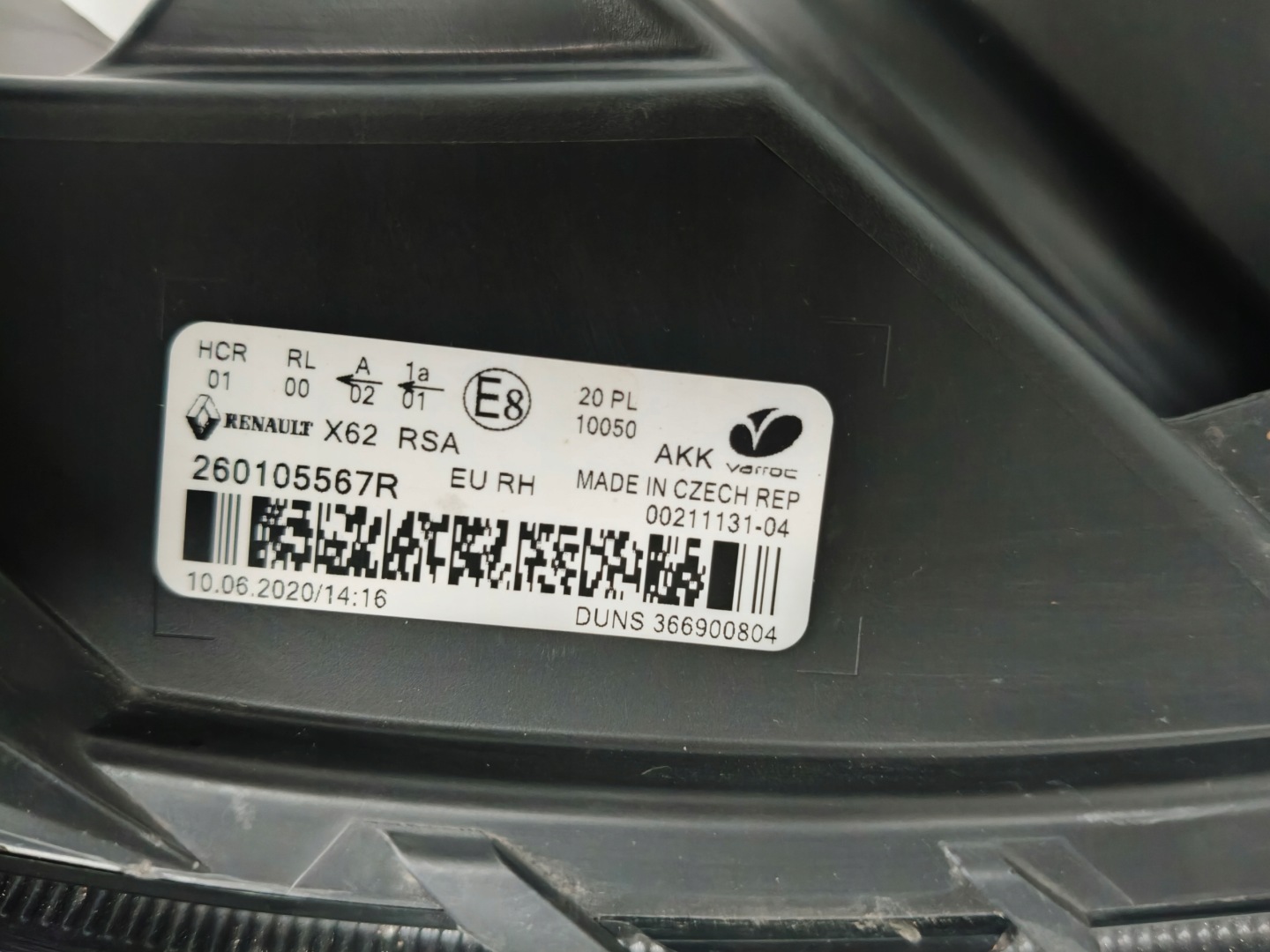 light right REFLEKTOR RENAULT MASTER III 19- LIFT IV LED