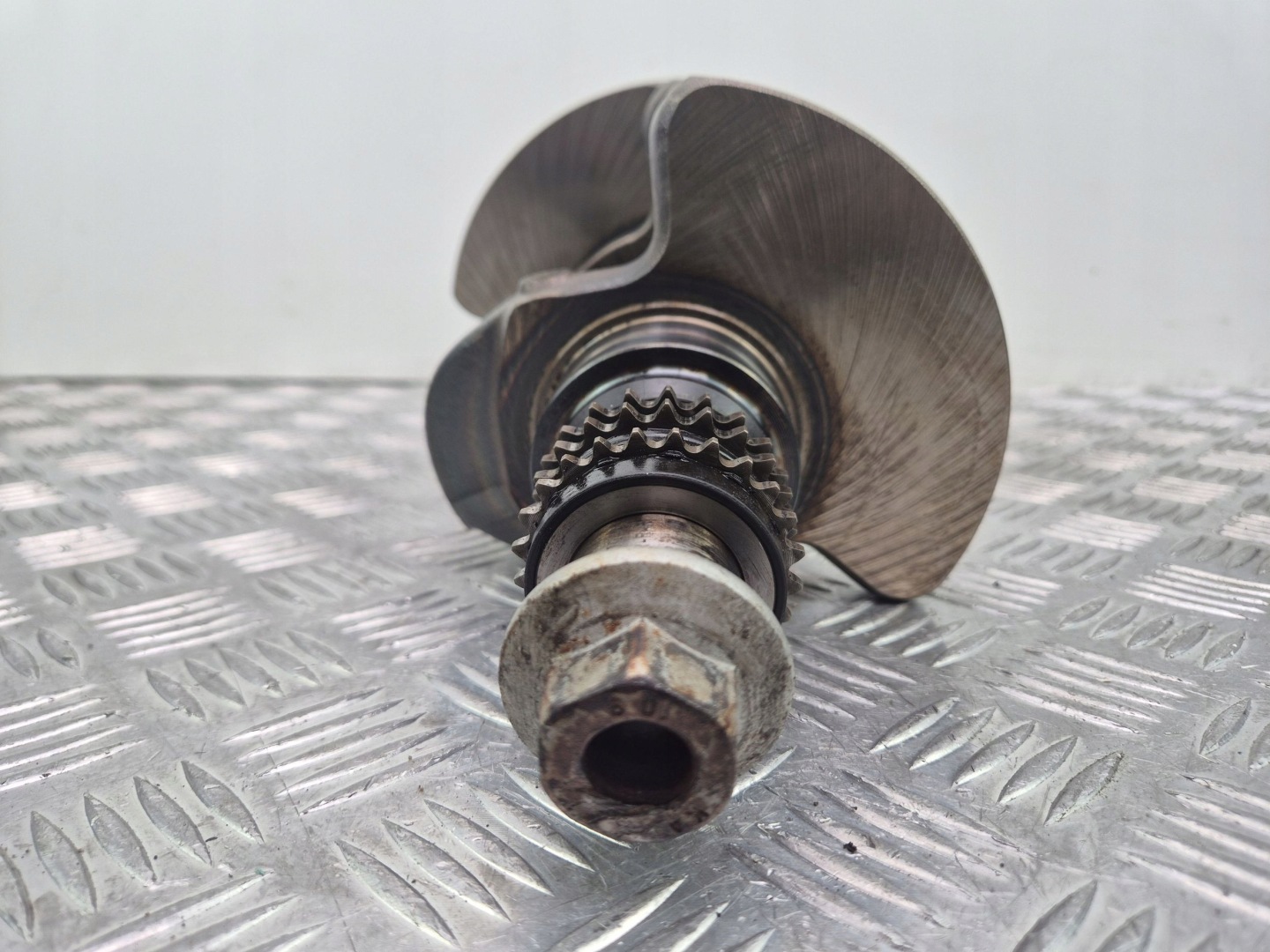 crank Mercedes E350 W212 R27205 M272.977