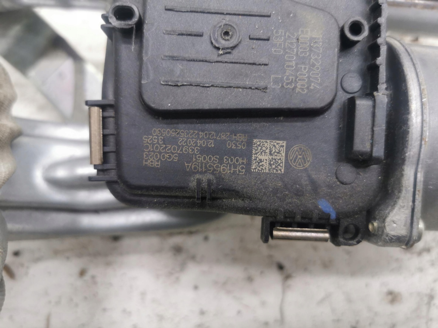 Wischergestänge vorne VW GOLF VIII 20-24 EU