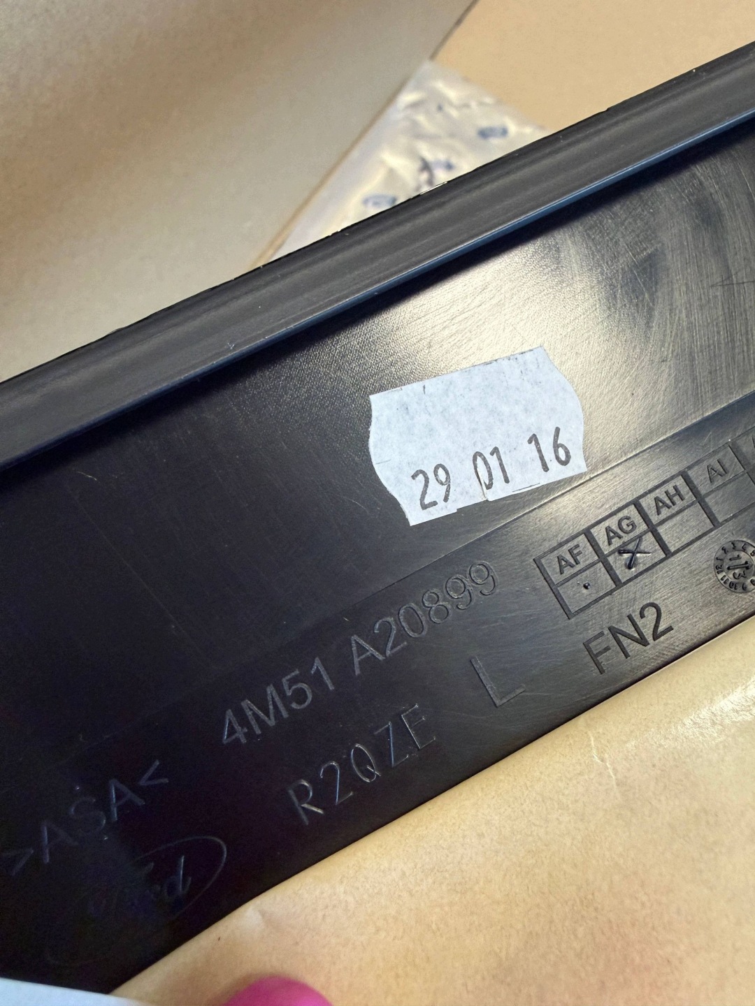 FORD FOCUS MK2 left moulding door 4M51-A20899-AG new!
