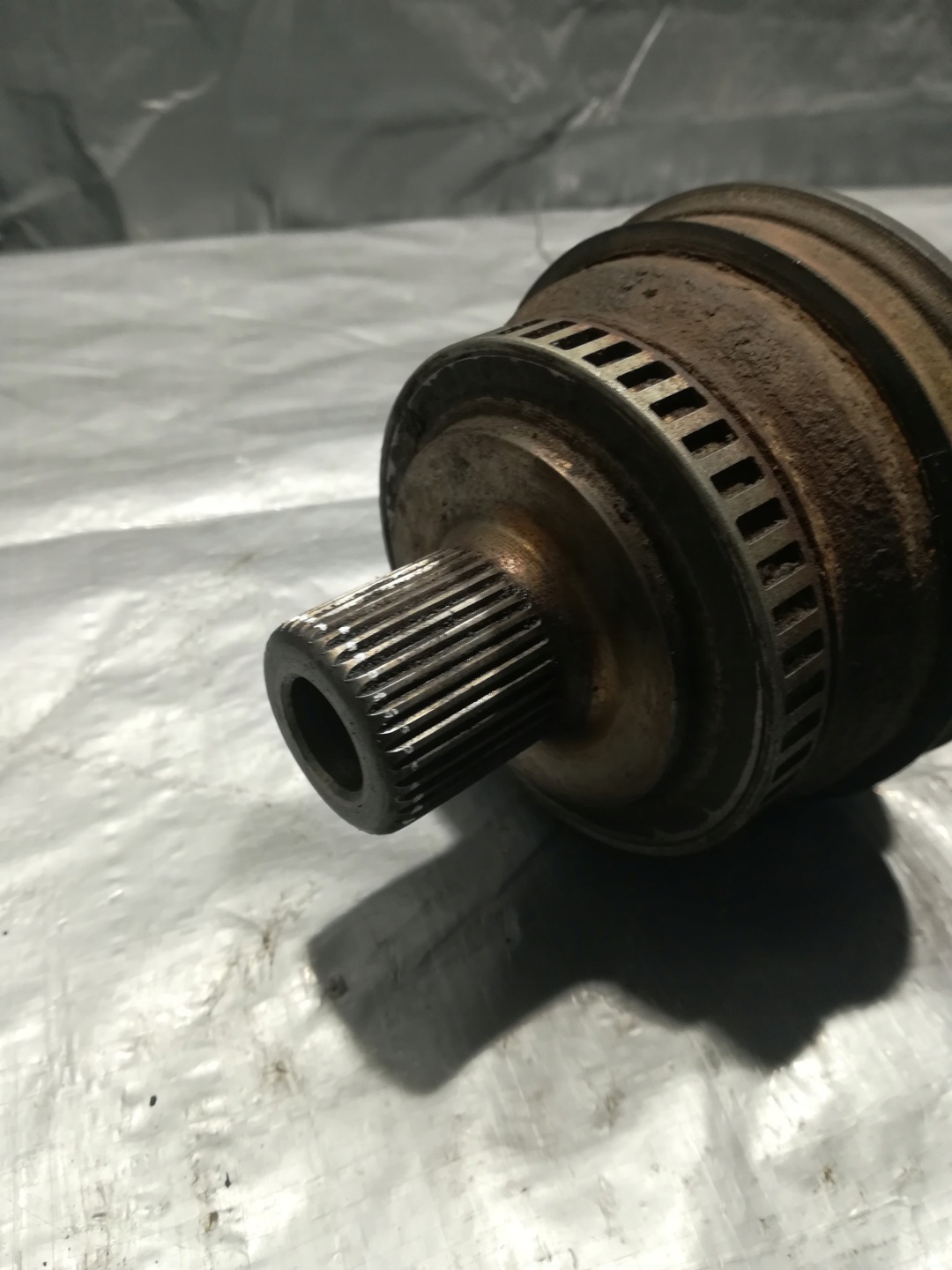 Volkswagen OE 8E0501203K semi-axis rear