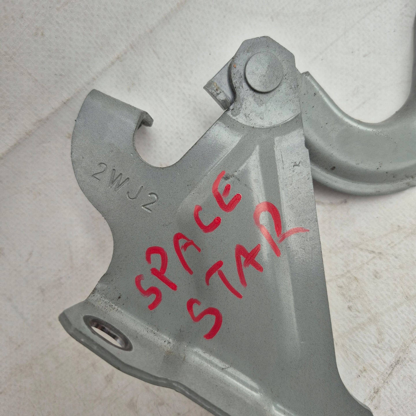 MITSUBISHI SPACE STAR II 2 12-24 hinge bonnets left right