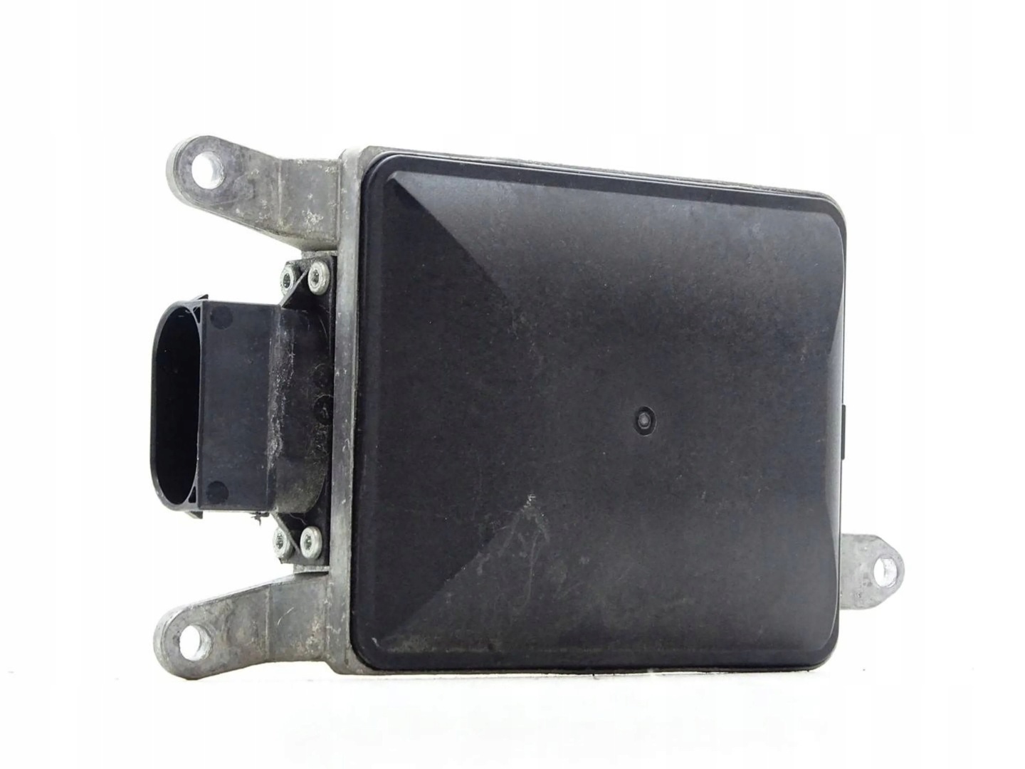 ASYSTENT stěny RUCHU AUDI A8 S8 D4 4H 4H0907566F