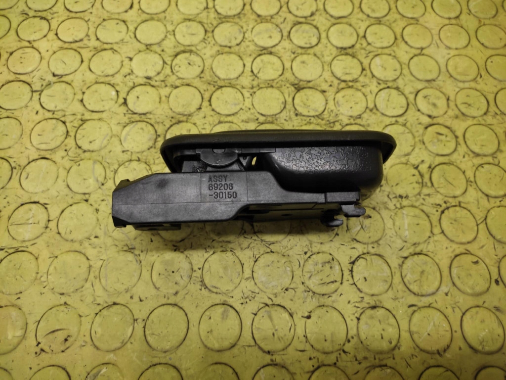 TOYOTA RAV4 II handle inner left rear part 6920630150