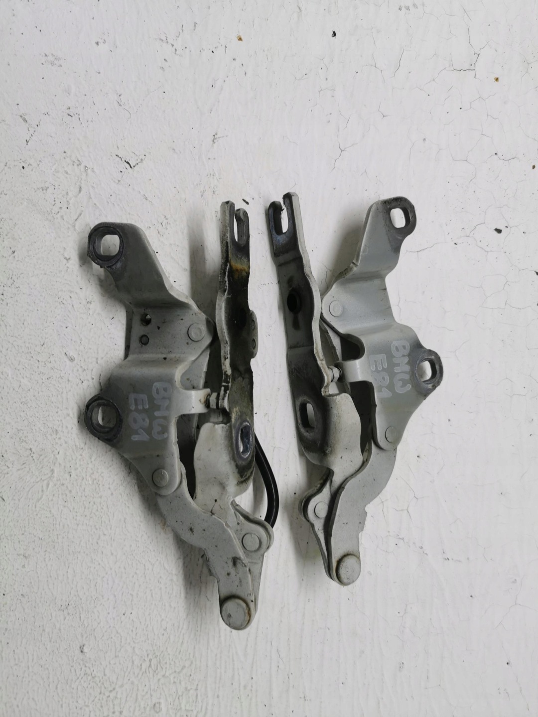 bonnet hinges BMW SERIA 1 E87 04-13